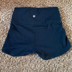 Lululemon spandex shorts in movement 2.5